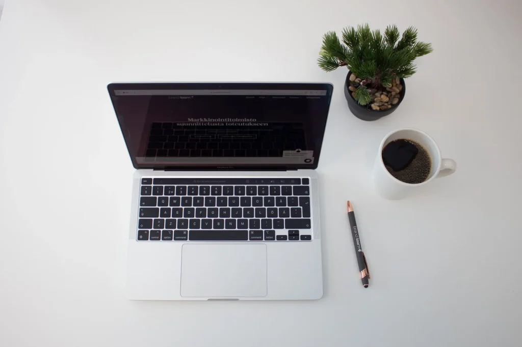 Markkinointipäällikön palkka, Brand Team Finland Oy